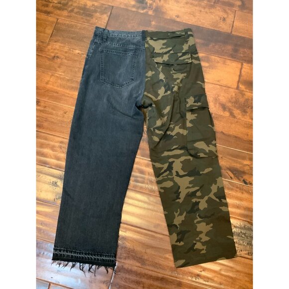 Monse Black Denim Camo Split Leg Cargo Pocket Cropped Jeans $890, Size 8 - Picture 5 of 7